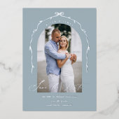 Elegant Blue Hand Drawn Bow Ribbon Save the Date Folieneinladung (Vorderseite)