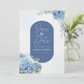 Elegant Blue Hydrangea Floral Wedding Einladung (Stehend Vorderseite)