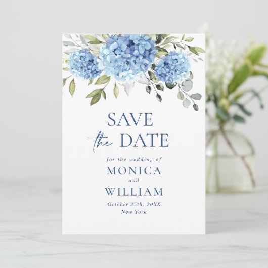 Elegant Blue Hydrangea Floral Wedding Save The Date (Stehend Vorderseite)