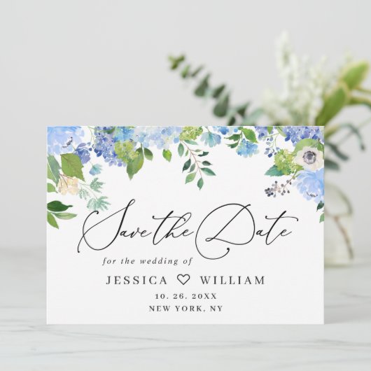 Elegant Blue Hydrangea Grüne Hochzeit Save The Date (Stehend Vorderseite)