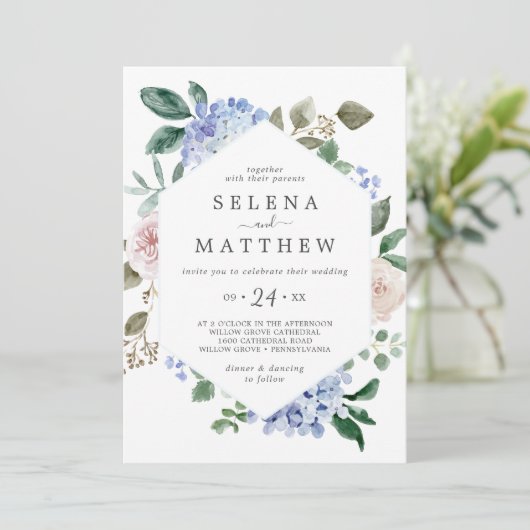 Elegant Blue Hydrangea | Lässige Hochzeit Einladung (Stehend Vorderseite)