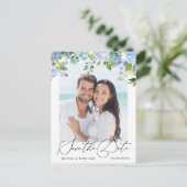 Elegant Blue Hydrangea Wedding Save the Date Postkarte (Stehend Vorderseite)