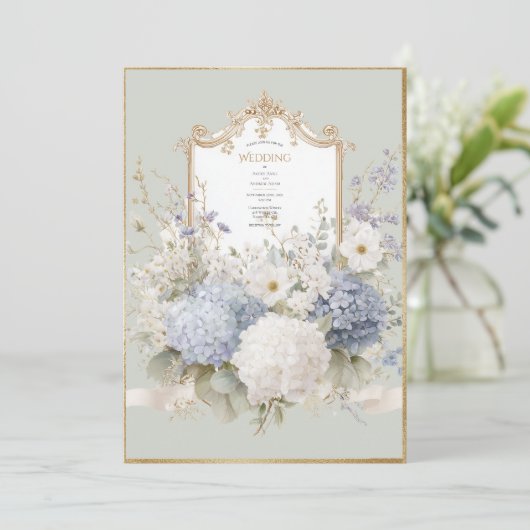 Elegant Blue Hydrangeas Sage Vintage Wedding Einladung (Stehend Vorderseite)
