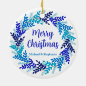 Elegant Blue Merry Christmas Wreath Keramik Ornament (Hinten)