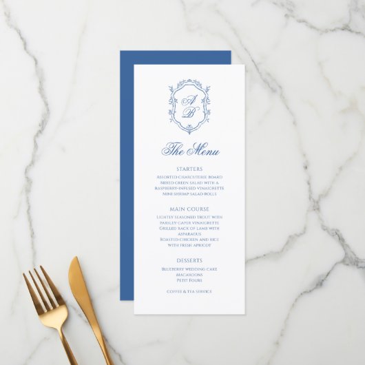 Elegant Blue Monogram Wappen Formal Script Wedding Menükarte (Vorderseite/Rückseite Beispiel)