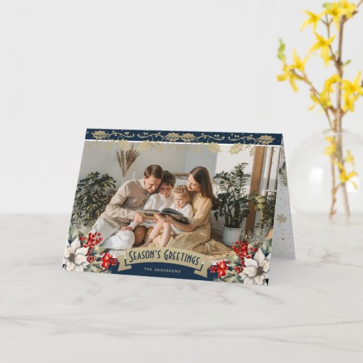 Elegant Blue Photo Holly Red Berries Poinsettia Karte (Gelbe Blume)