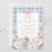 Elegant Blue Pink Floral Bow Gingham Bridal Shower Einladung (Vorderseite)