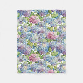 Elegant Blue Pink Hydrangeas in Bloom Floral Fleecedecke