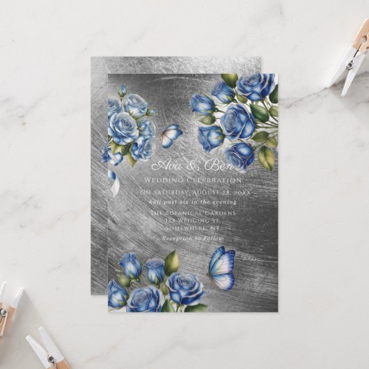 Elegant Blue Roses Butterfly Silver Wedding Einladung (Vorderseite/Rückseite Beispiel)