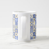 Elegant blue& white Portuguese Azulejo pattern  Jumbo-Tasse (Rückseite)