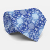 Elegant Blue & White Winter Snowflake Pattern Gift Krawatte (Gerollt)