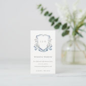 Elegant Blue Wildblume Wappen Wedding Website Begleitkarte (Stehend Vorderseite)