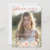 Elegant Blush Floral Graduation Photo Einladung (Vorderseite)