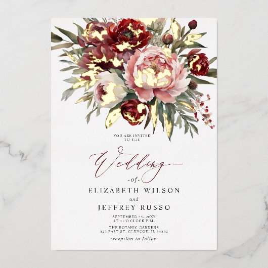 Elegant Boho Burgundy Blush Floral Wedding Folieneinladung (Vorderseite)