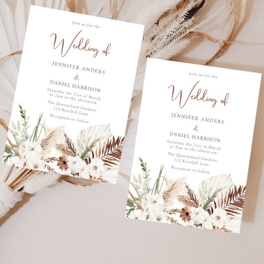 Elegant Boho Wedding: Weiße Flora Terracotta Einladung