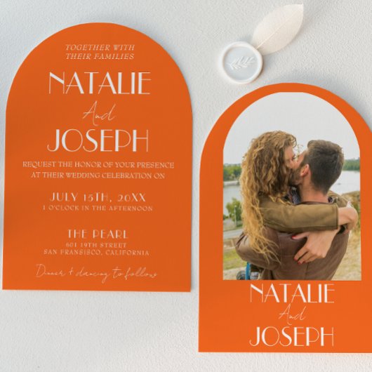 Elegant Bold Orange Retro Photo Arched Wedding Einladung