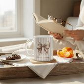 Elegant Bow Beige Stripes Name Mug Kaffeetasse