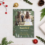 Elegant Bridal Foto Green 1. Weihnachten Verheirat Folien Feiertagskarte<br><div class="desc">Elegantes Bridal Foto Green 1. Weihnachten Verheirateten Brown Gold Foil Kalligrafie Weihnachtsfeiertage Grußkarte.</div>
