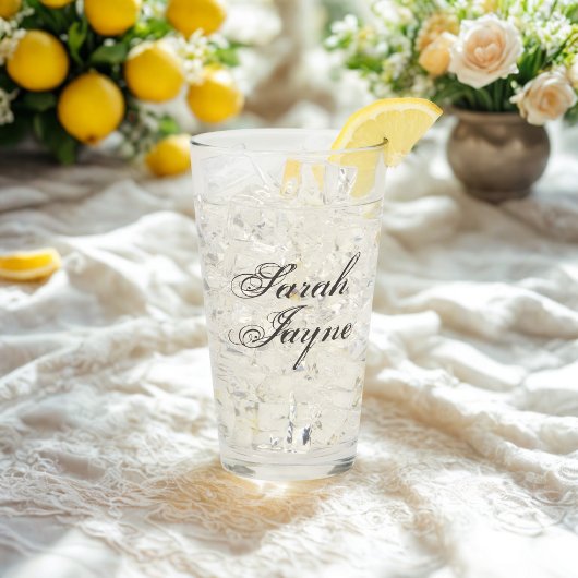 Elegant Bride Script Personalisiert Wedding Glass Glas