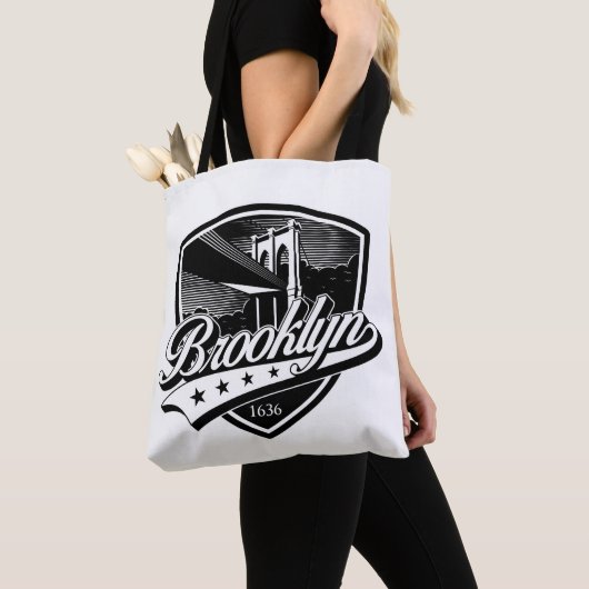 Elegant Brooklyn Shield und Swoosh Design Tasche (Von Nahem)