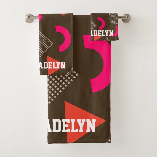Elegant Brown Orange Geometric Personalized Name  Badhandtuch Set (Insitu)