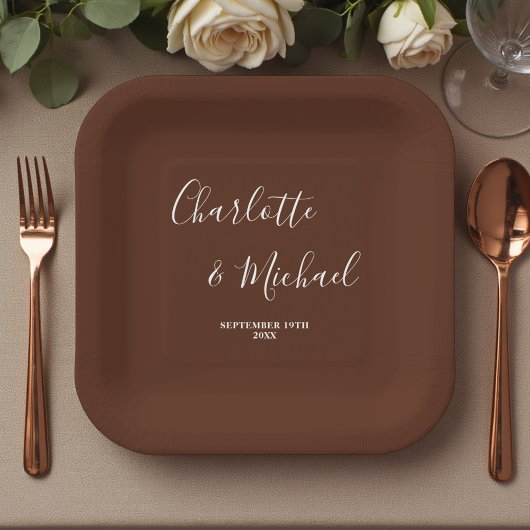 Elegant Brown Script Minimalist Wedding Pappteller