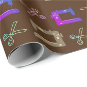 Elegant Brown Tailor's Nähmaschinen Scheren Geschenkpapier (Rolleneckpunkt)