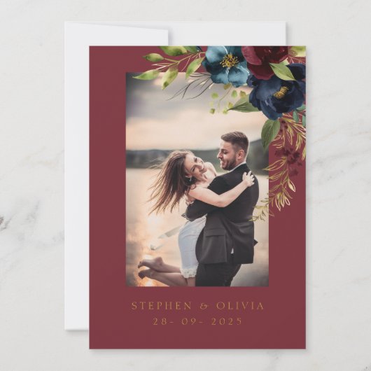 Elegant Burgund Blumen Blumen & Grün Save The Date (Rückseite)