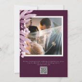 Elegant Burgundy Blätter QR Code Foto Wedding Einladung (Rückseite)