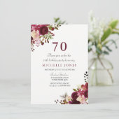 Elegant Burgundy Floral 70. Geburtstag Einladung (Stehend Vorderseite)