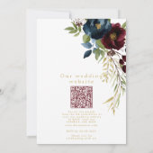Elegant Burgundy Floral Blooms wedding QR details Einladung (Rückseite)