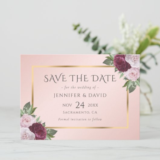 Elegant Burgundy Gold Blush Pink Floral Save The Date (Stehend Vorderseite)