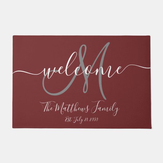 Elegant Burgundy Gray Monogram Script Name Wedding Fußmatte (Vorderseite)