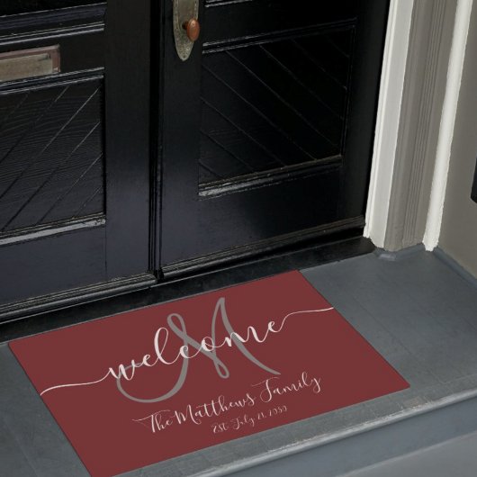 Elegant Burgundy Gray Monogram Script Name Wedding Fußmatte