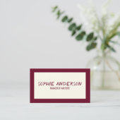 Elegant Burgundy Makeup Artist with QR Code Visitenkarte (Stehend Vorderseite)