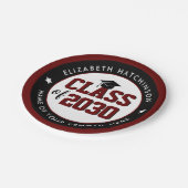 Elegant Burgundy Red Class of 2023 Abschluss Pappteller (Schrägansicht)
