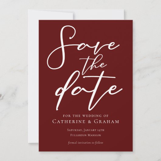 Elegant Burgundy Typografy Minimalistisch Save The Date (Vorderseite)