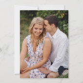 Elegant Burgundy Victorian Floral Frame Wedding Einladung (Rückseite)