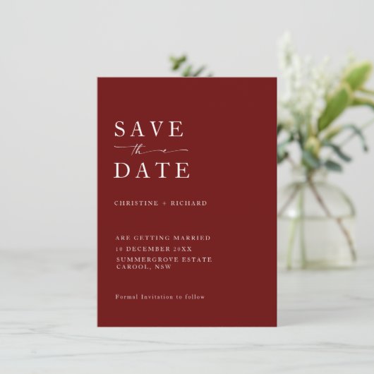 Elegant Burgundy Wedding Save the Date (Stehend Vorderseite)