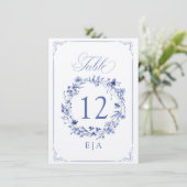 Elegant Calligraphy Floral Wreath Table Number Einladung (Stehend Vorderseite)