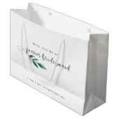 Elegant Calligraphy Junior Bridesmaid Große Geschenktüte (Vorderseite Schrägansicht)