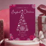 Elegant Calligraphy Merry Christmas Magenta Feiertagskarte<br><div class="desc">Feiern Sie die Saison mit dieser frohen Weihnachtskarte in einer lebendigen Viva Magenta Farbe. Dieses Design-Template verbindet festlichen Charme mit moderner Eleganz und ist somit die perfekte Wahl, um den Feiertag zu verbringen. Personalisieren Sie Ihre Nachricht und lassen Sie Ihre Weihnachtsgrüße mit dieser auffallenden und stilvollen Karte auffallen. Kundenspezifische Bestellungen...</div>