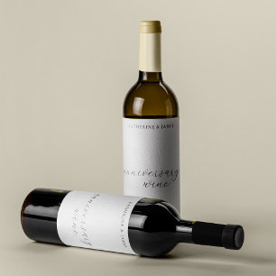 Elegant Calligraphy Script Wedding Guestbook Weinetikett