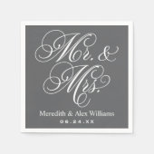 Elegant Charcoal Mr. und Mrs. Script Custom Monogr Serviette (Vorderseite)