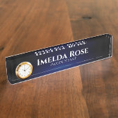 Elegant Chic Dark Simple Accountant Namensplakette (Seite)