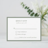 Elegant & Chic Sage Grüne Hochzeit RSVP Karte (Stehend Vorderseite)