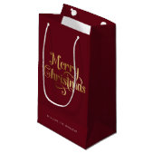 Elegant Chic Script Red Gold Frohe Weihnachten Kleine Geschenktüte (Vorderseite Schrägansicht)