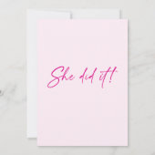 Elegant Chic Sie machte es heiß rosa Graduiertenpa Einladung (Rückseite)