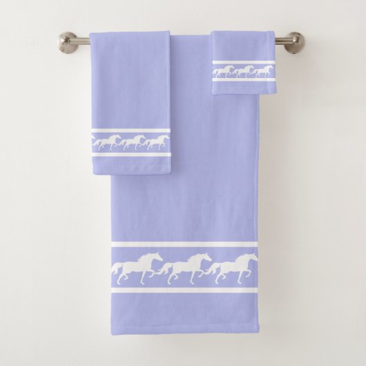 Elegant, Chic White Horses on Light Blue Badhandtuch Set (Insitu)
