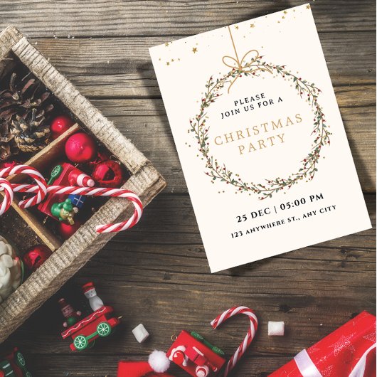 Elegant Christmas Party Invitation with Wreath Einladung